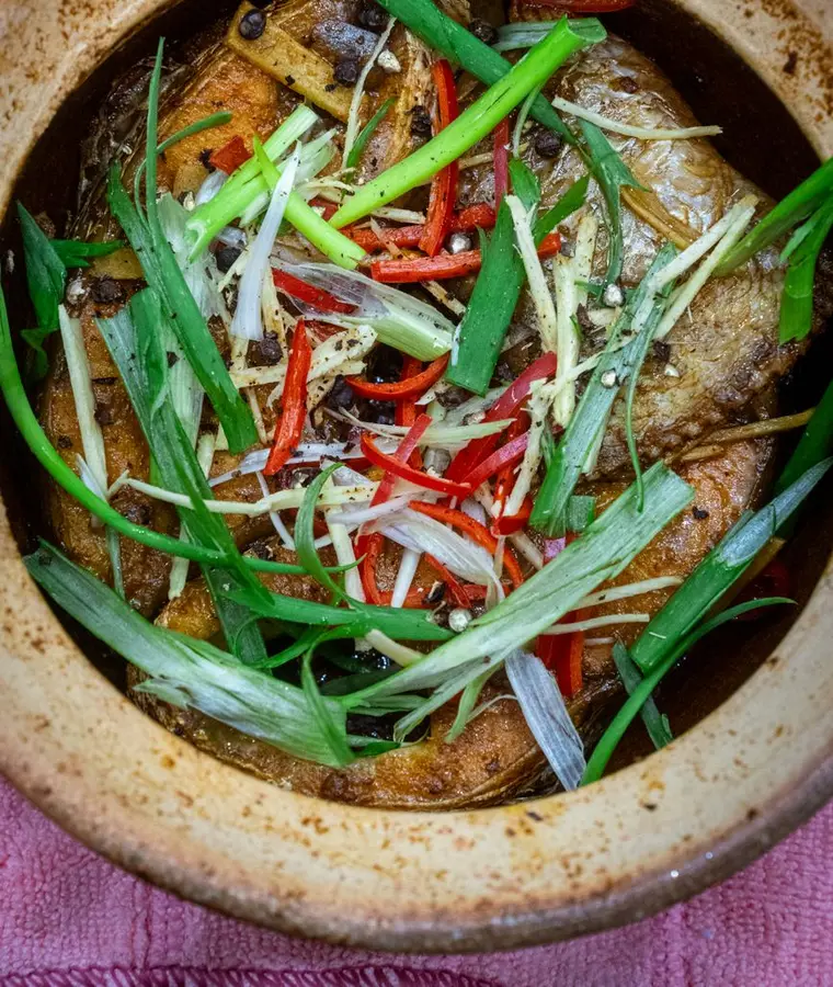 Cơm niêu — menus pour deux — Combo 1 · Cá kho + canh chua tôm